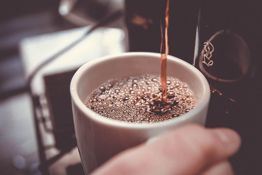 Louer ou acheter la machine à café pour son entreprise ?