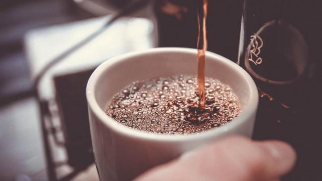 Louer ou acheter la machine à café pour son entreprise ?