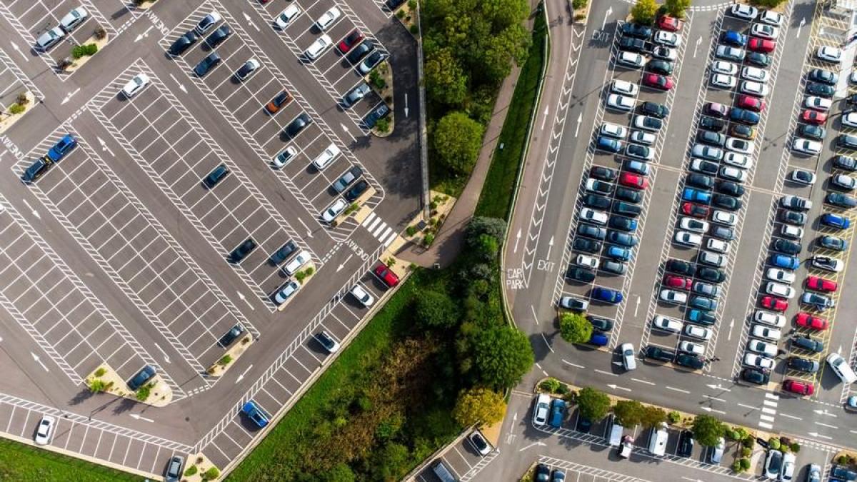Comment bien concevoir le parking de son entreprise ?