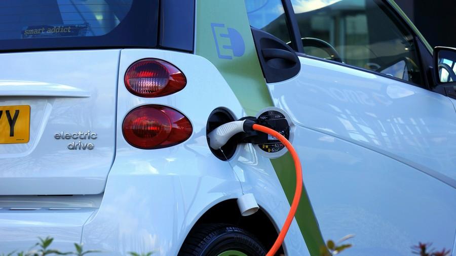 Recharge vehicule domicile dirigeant entreprise