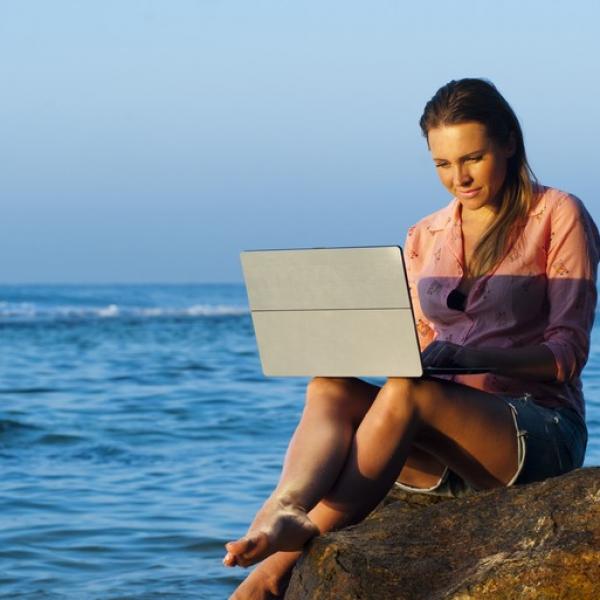 Qui Peut Beneficier D Une Prime De Vacances